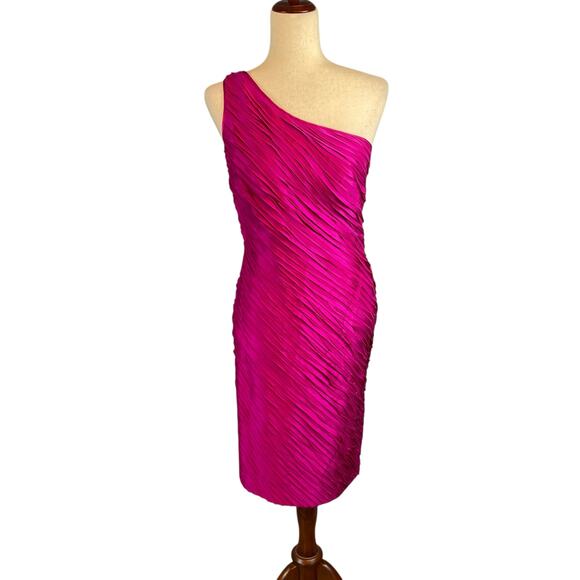 Carmen Marc Valvo 100% Silk One Shoulder Special Occasion Dress Fuchsia Size 8 - Picture 2 of 6